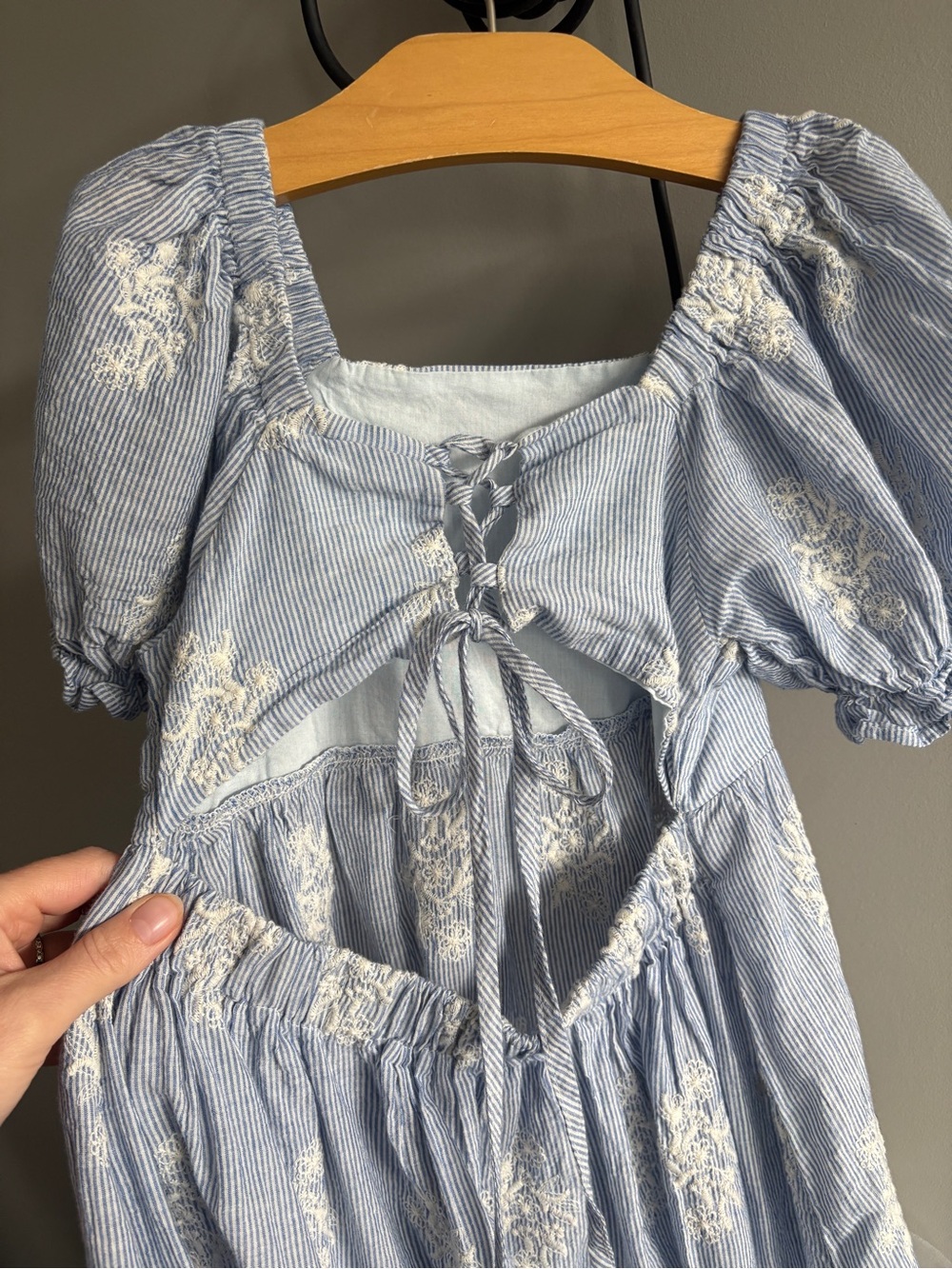 Girls embroidered midi summer dress 9-10 years - Picture 3 of 5